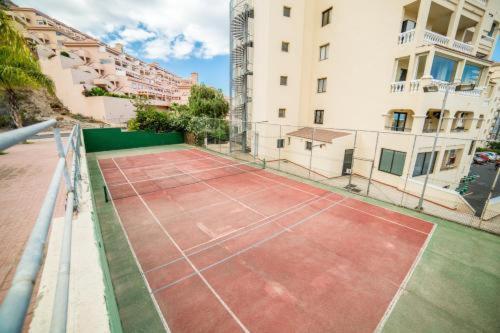 Peaceful & Bright Loft, Heated Pool, Netflix, Free Wifi & Parking, Tennis Los Cristianos  Bagian luar foto